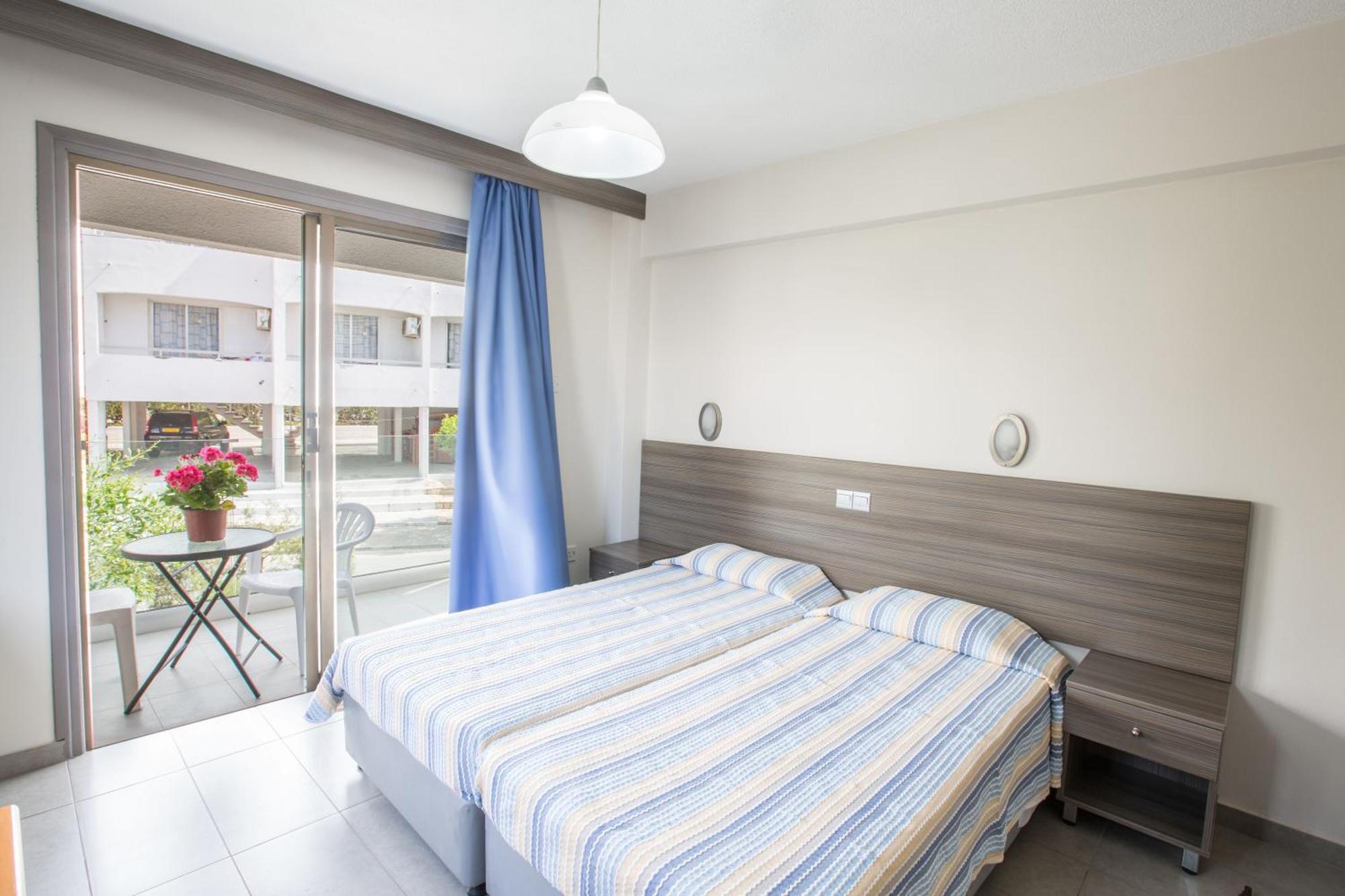 Apartment Helle Mit Balkon *